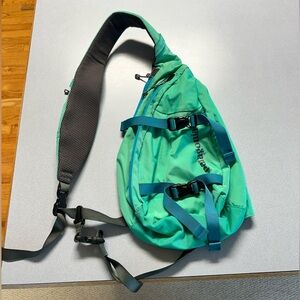 Patagonia sling bag